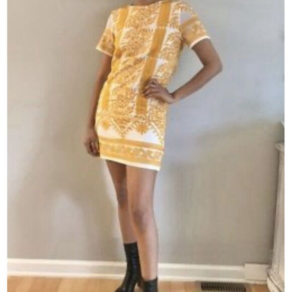 All:Row Dress Womens Large Yellow Embroidered Short Sleeve Mini - Picture 2 of 15